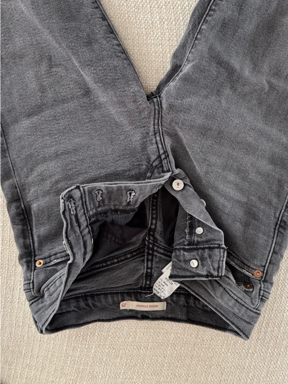 Levi's Women's Wedgie Straight Leg Jeans - Washed Gray